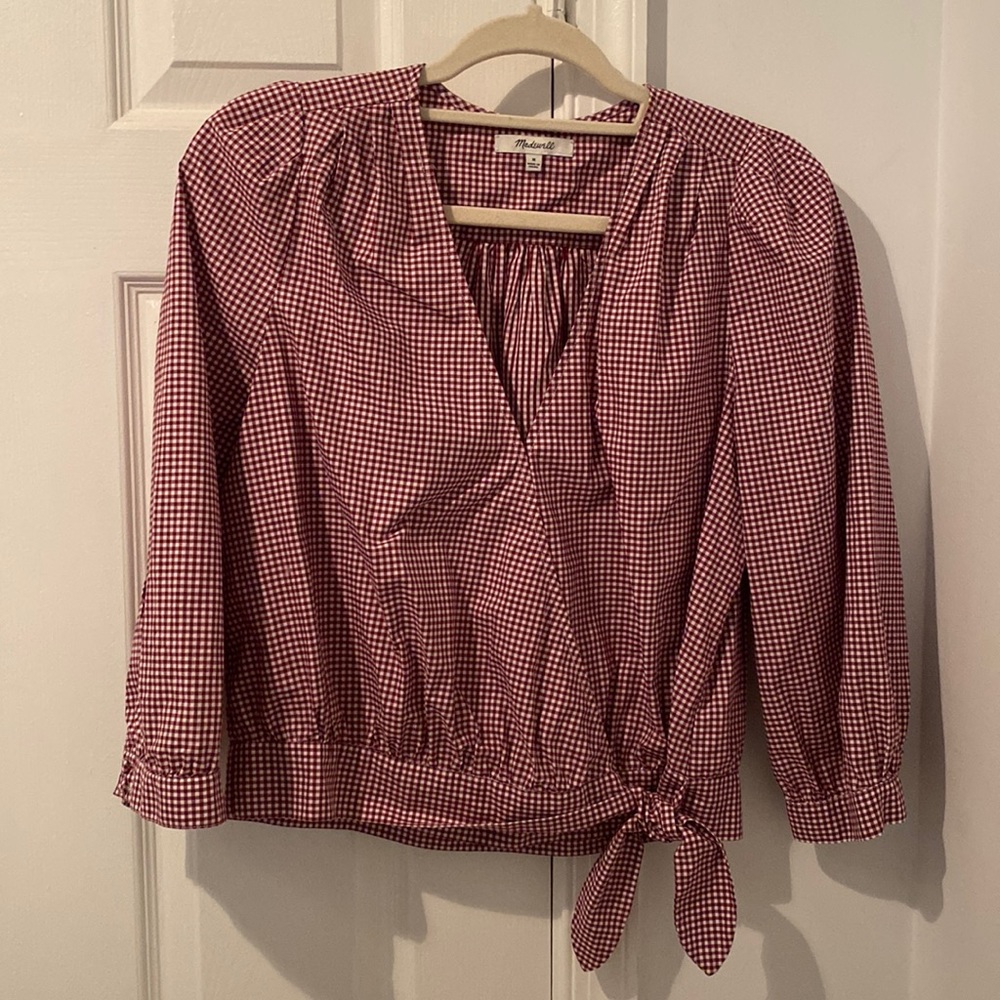 Madewell checked shirt - V-neck. Side tie.